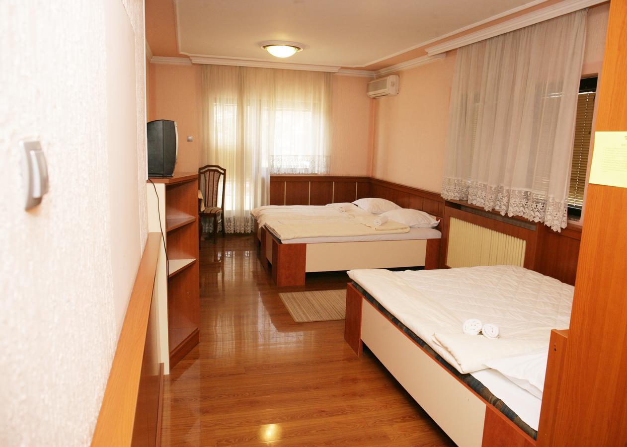 Motel Nana Banja Luka Exterior photo